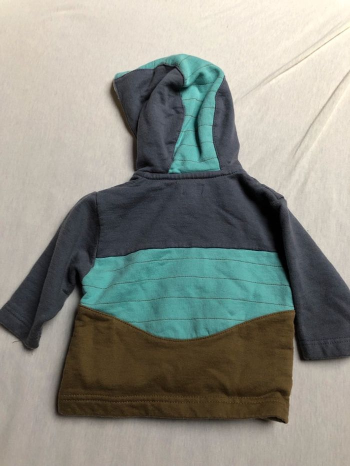 Gilet capuche 3 mois - photo numéro 2