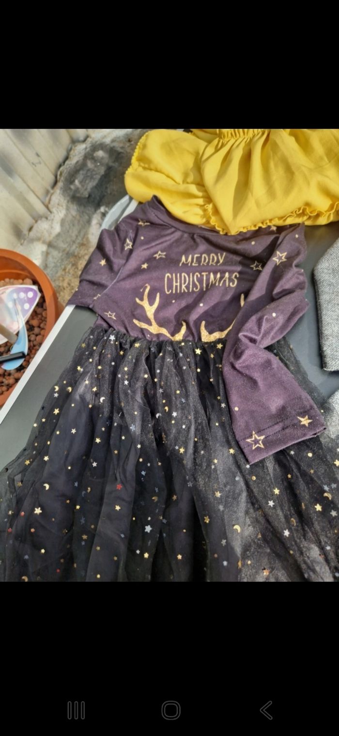 Lot vêtements 4 ans fille N 8 - photo numéro 4