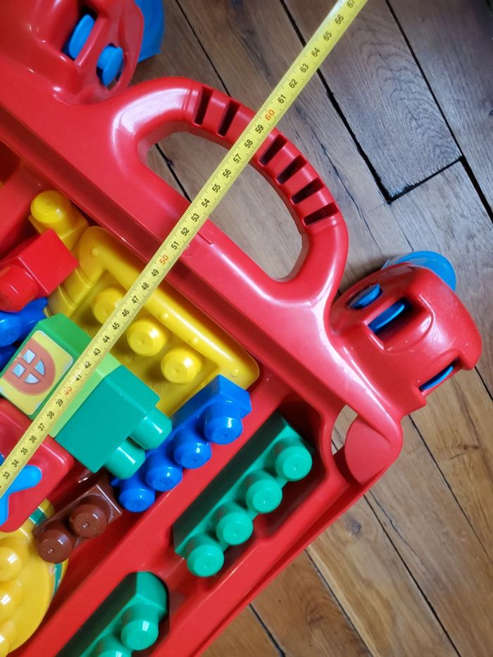 Table et mega bloks - photo numéro 7