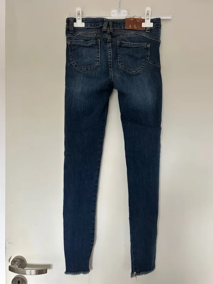Pantalon taille 32 👖 - photo numéro 3