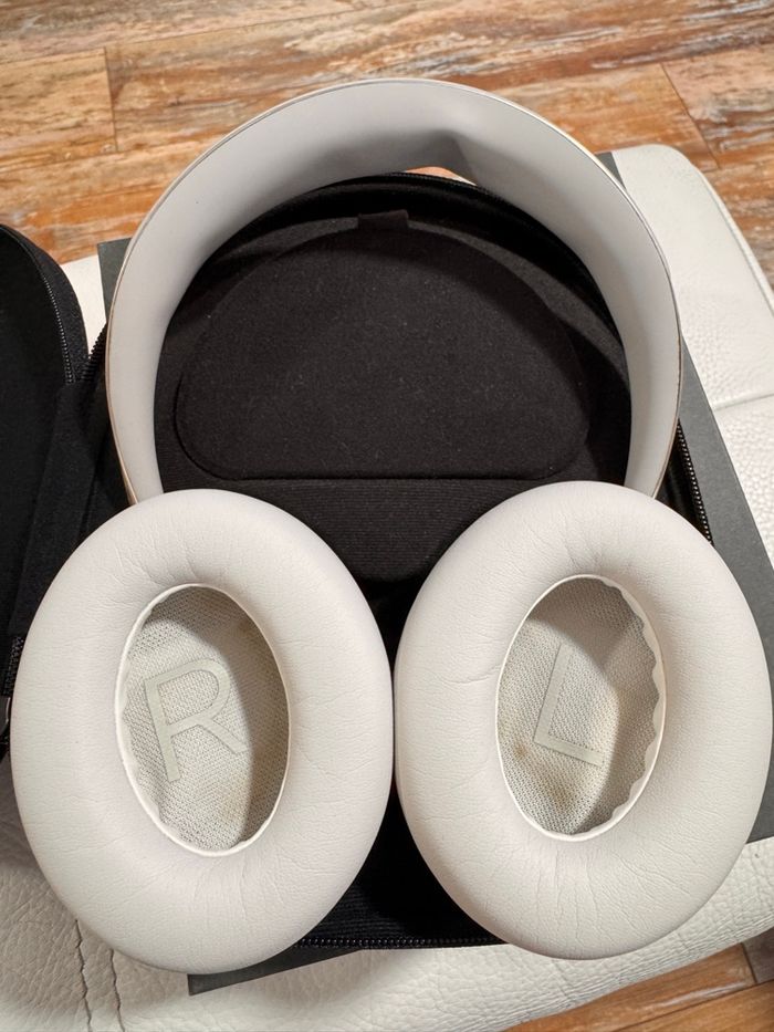 Bose casque audio headphones 700 sans fil