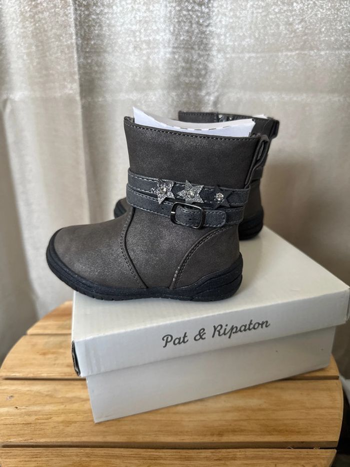 Bottines fille Pat & Ripaton – cuir gris – Taille 22 – Neuves - photo numéro 3