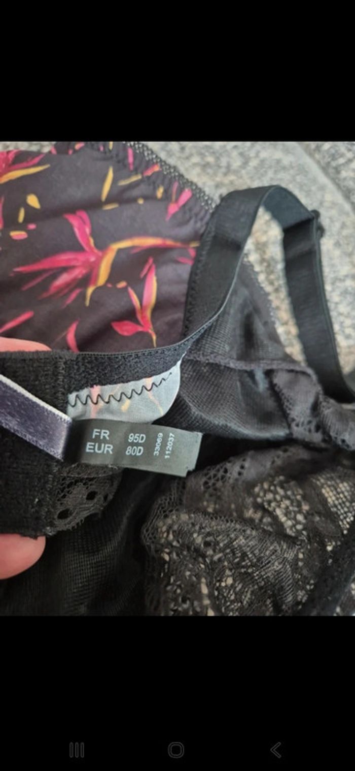 Soutien gorge rougegorge - photo numéro 5