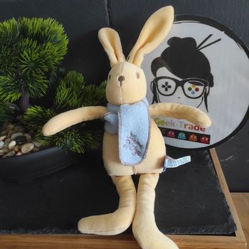 Doudou Peluche Poupee Sucre D'orge Lapin Jaune Beige Écharpe Bleu