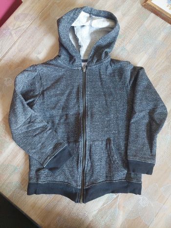 Veste zippée 9/10 ans garçon