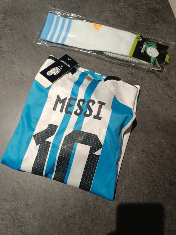Tenue football Léo Messi argentine t.30 - photo numéro 4