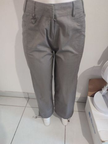 #kytie40femme. Pantacourt taille 40 Legé