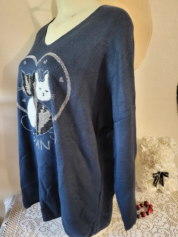 Pull chat - photo numéro 3