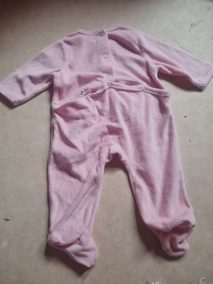 Pyjama - photo numéro 2