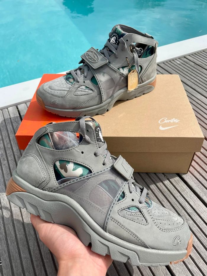 Nike huarache x Corteiz Gully Grey