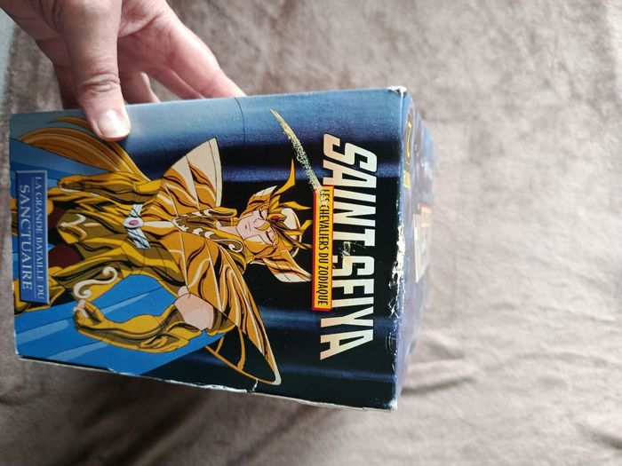 A saisir, coffret collector VHS  " saint Seiya " ( bien lire svp ) - photo numéro 3