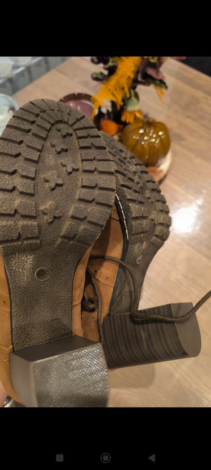 Chaussures neuf - photo numéro 2