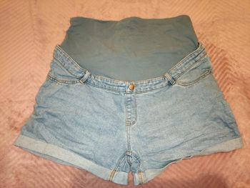 Short femme enceinte taille 46
