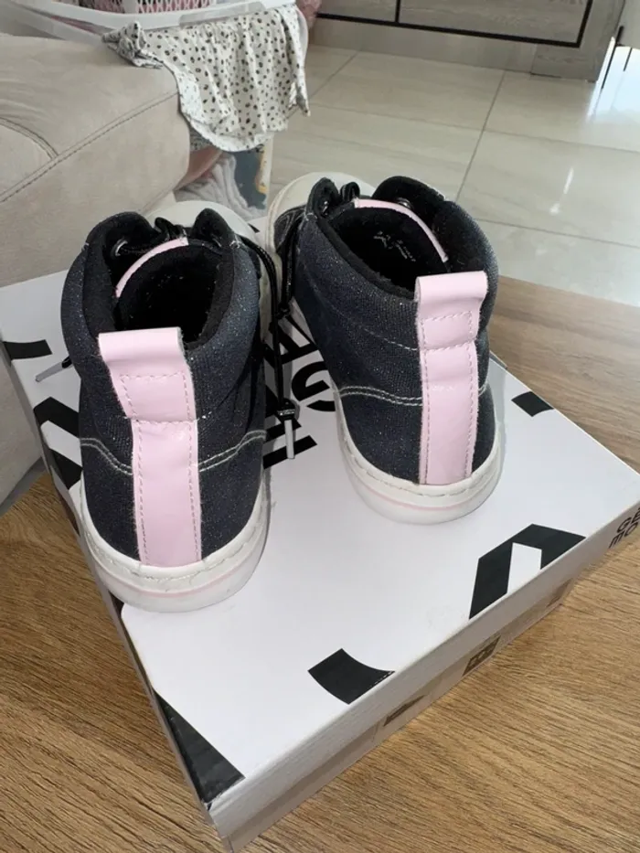 Chaussures montante - photo numéro 3