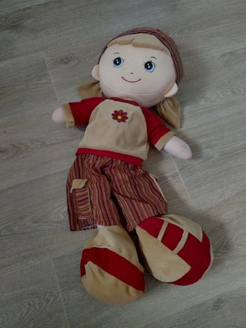 Grande poupée poupon