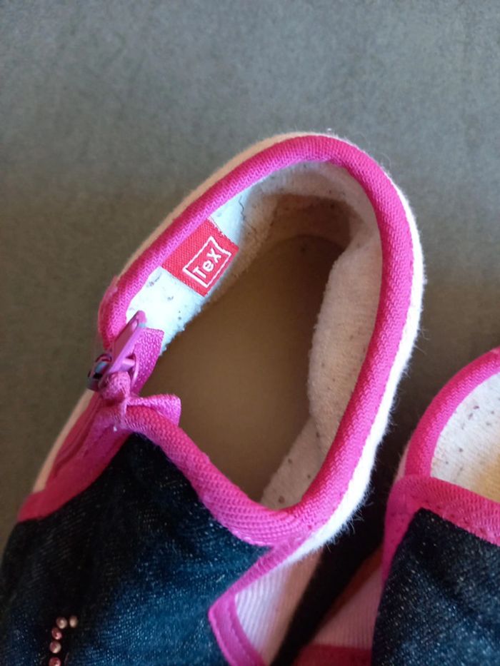 Chaussons fille taille 27 - photo numéro 6
