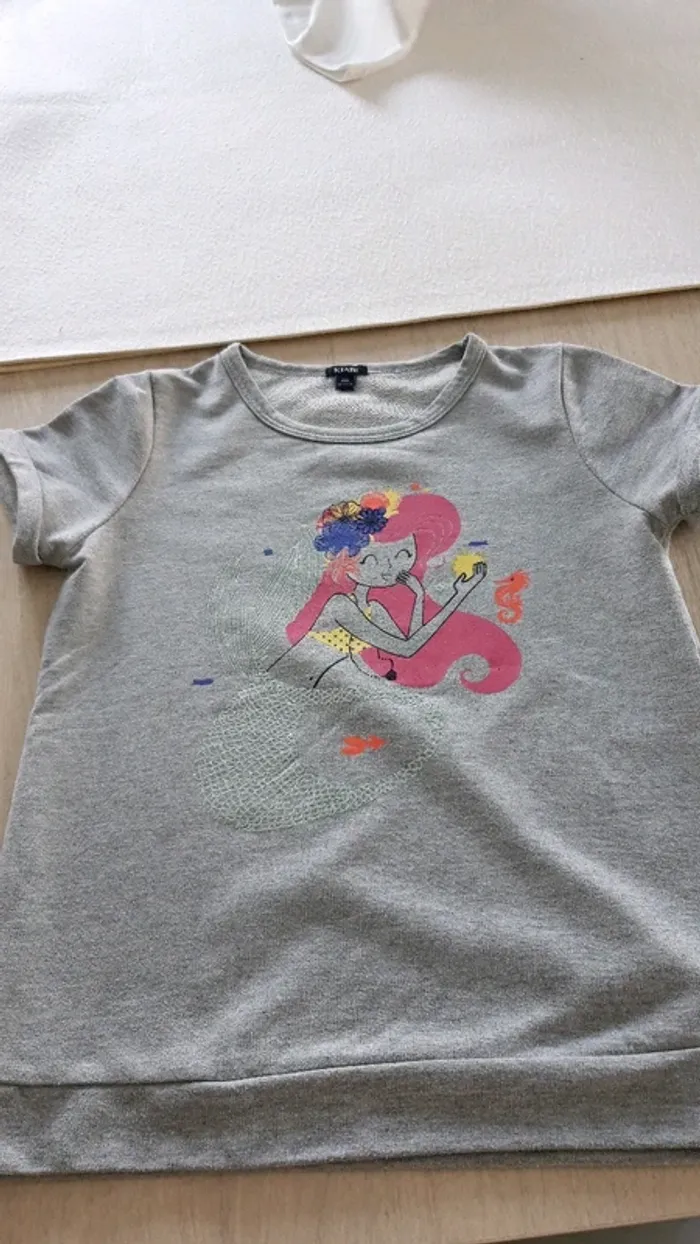 T-shirt taille 10 ans