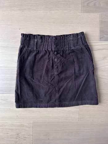 Jupe femme Promod - Taille 42, velours côtelé marron, coupe courte élégante