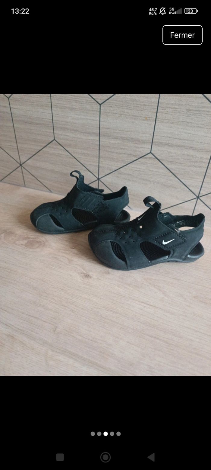 Nu pied Nike t22 - photo numéro 2