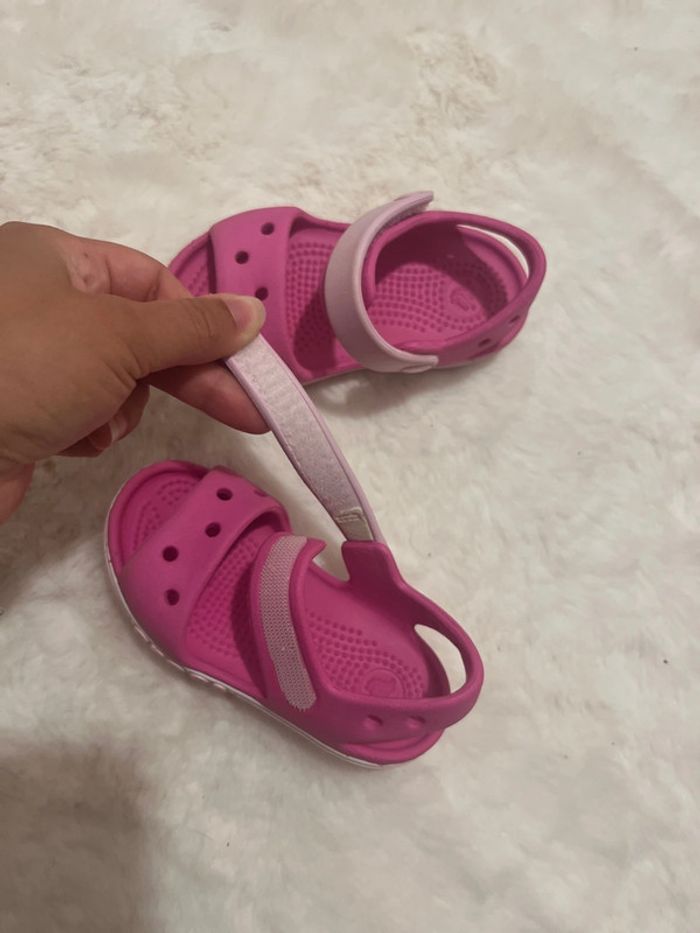 Crocs sandalette fille rose C6 (22-23) - photo numéro 6