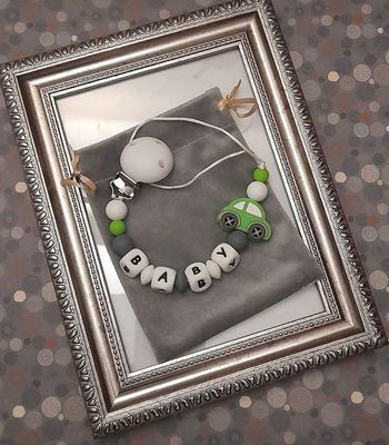 Attache tétine personnalisé