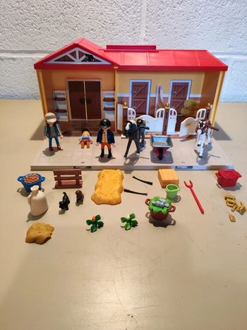Écurie portable playmobil