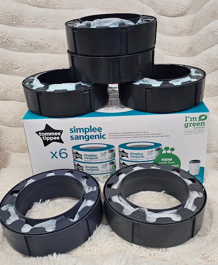 Lot de 4 + 2 recharges originales Simplee Sangenic Tommee Tippee