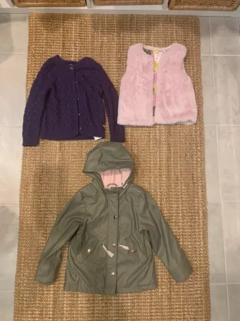 Lot 2 gilets et 1 parka
