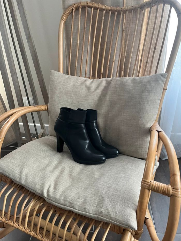 Bottines noires femme à talon haut taille 40 en similicuir - photo numéro 2