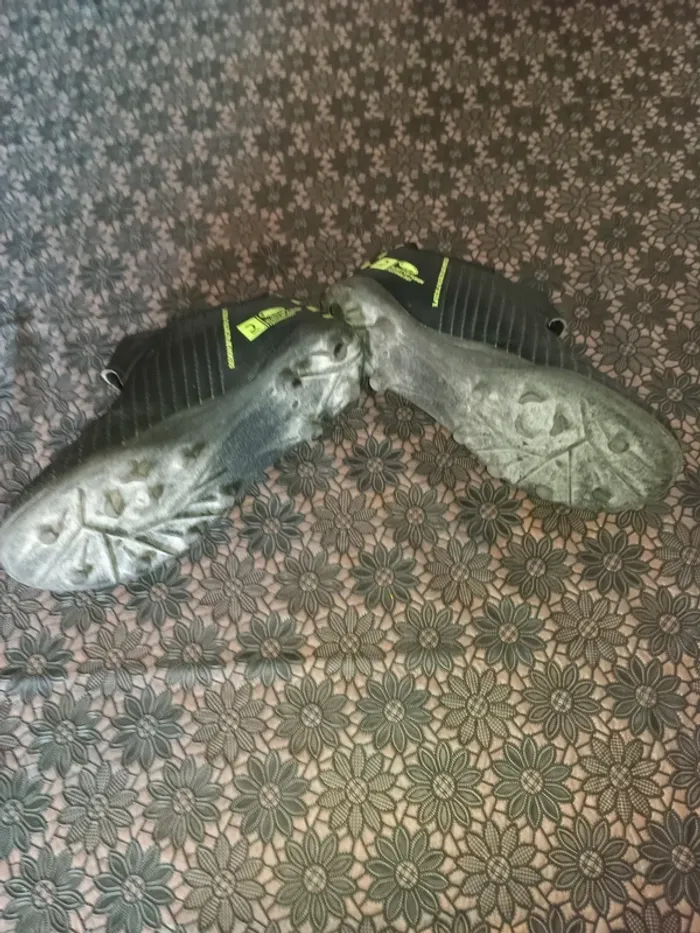 Chaussure rugby/foot T 30 kipsta agility 100 black - photo numéro 5