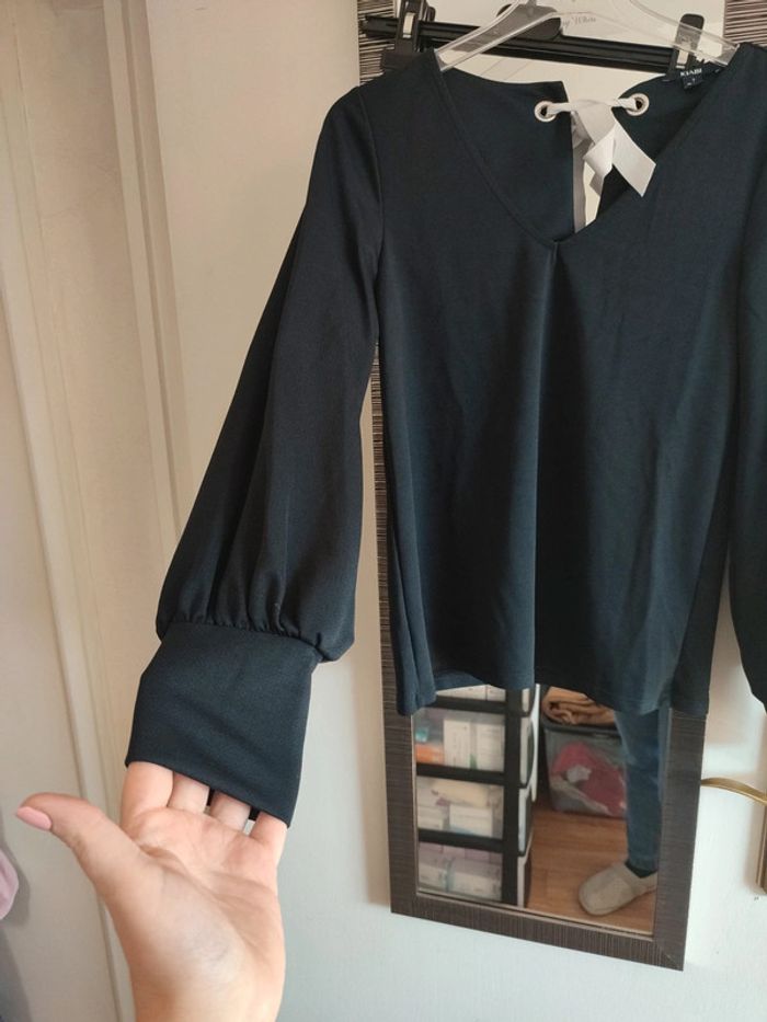 Blouse bleu marine Kiabi taille 36 - photo numéro 2