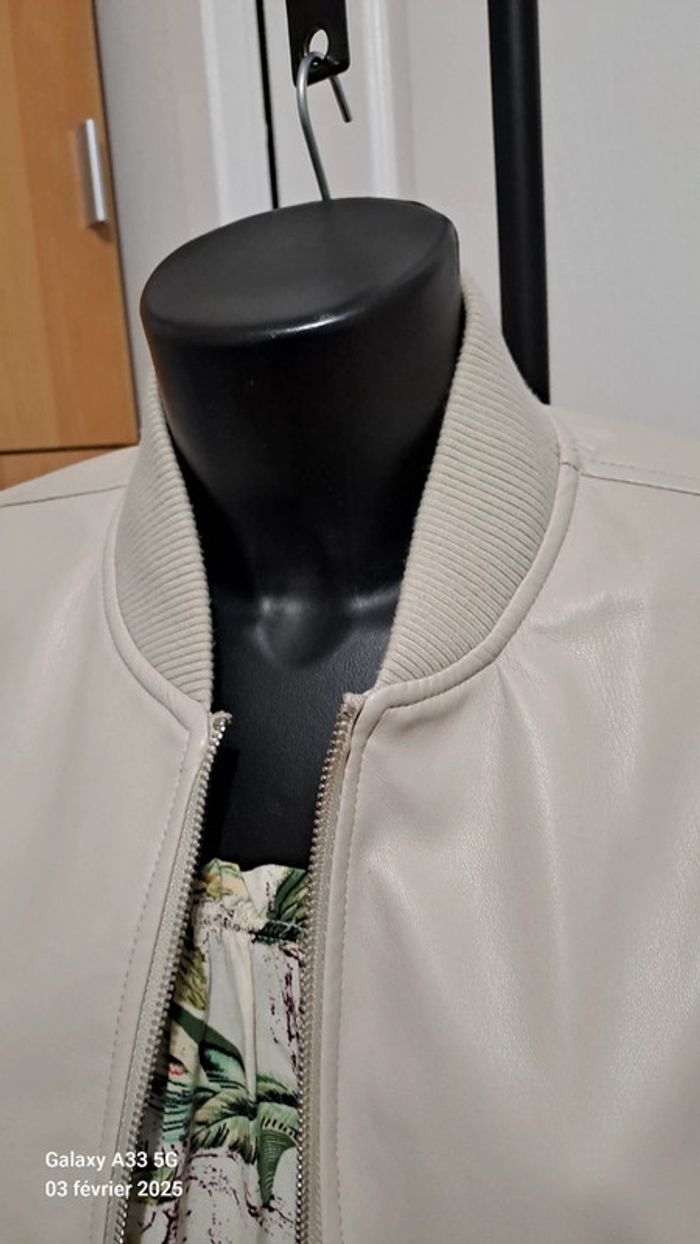 Veste simili 38/40 - photo numéro 2