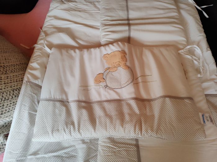 Tournoi du lit pour bébé 4 nouvelles pièces - photo numéro 5