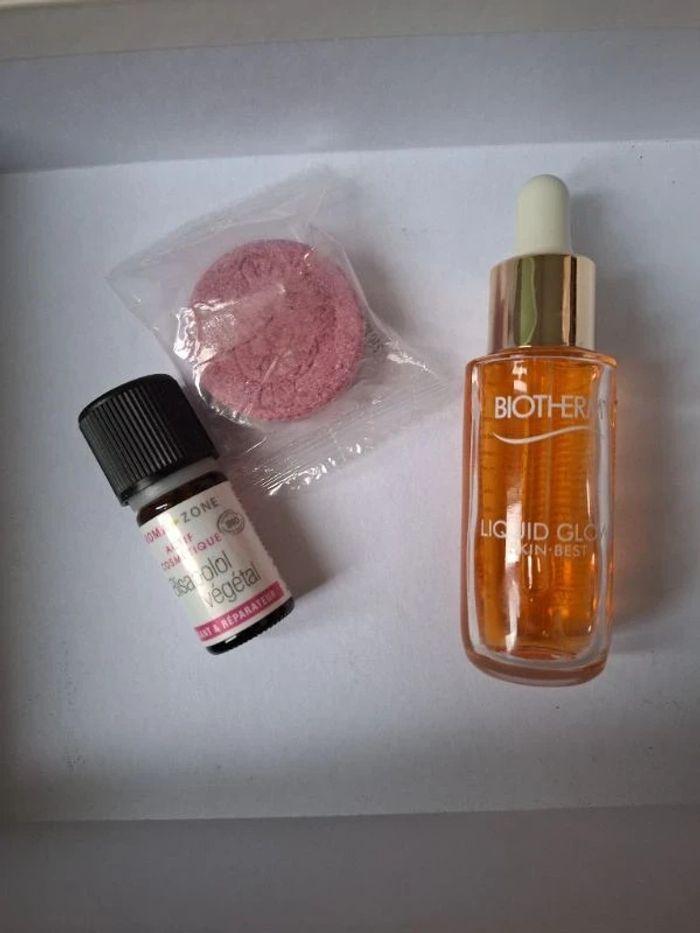 Lot produits cosmétiques neuf - photo numéro 4
