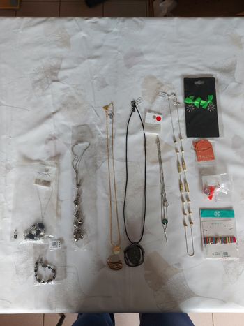Lot bijoux