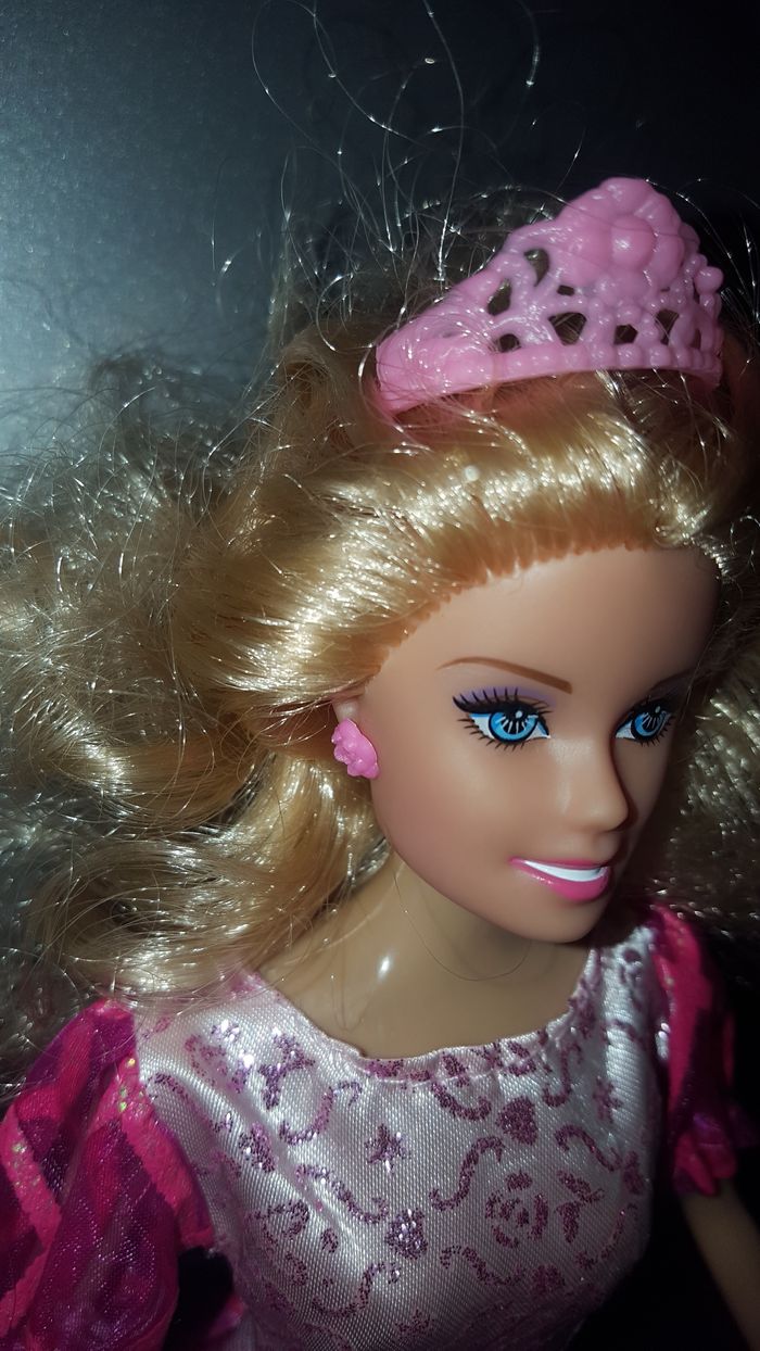 Barbie princesse rose - photo numéro 3