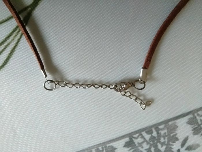 Collier neuf - photo numéro 3