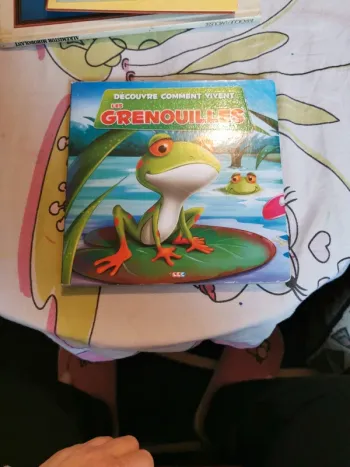 Livre découvre comment vivent les grenouilles