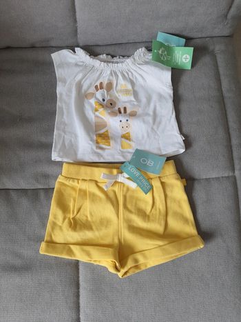 Ensemble Obaïbi t-shirt et short taille 3 mois neuf avec étiquettes