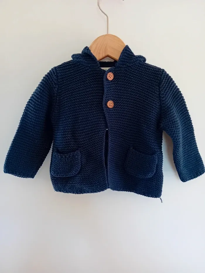 Lot de petits tee-shirts manches longues aux animaux et gilet léger à capuche en maille douce - photo numéro 2