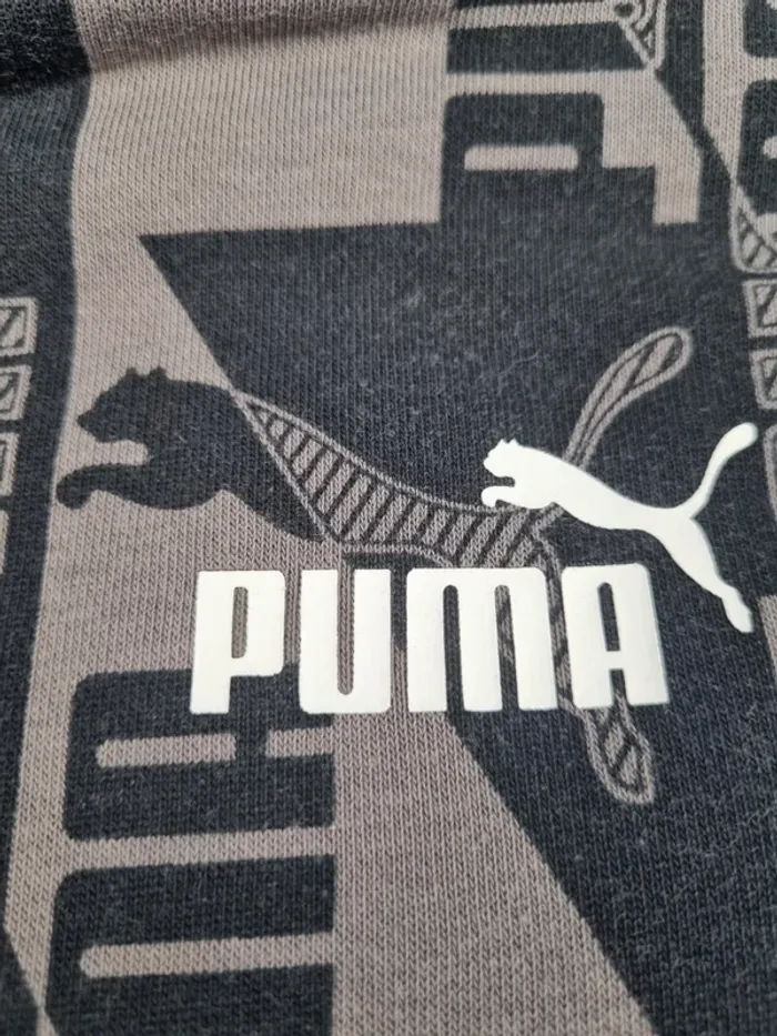 Pull à capuche Puma gris et noir – Taille 12 ans (mesures en photos) - photo numéro 5
