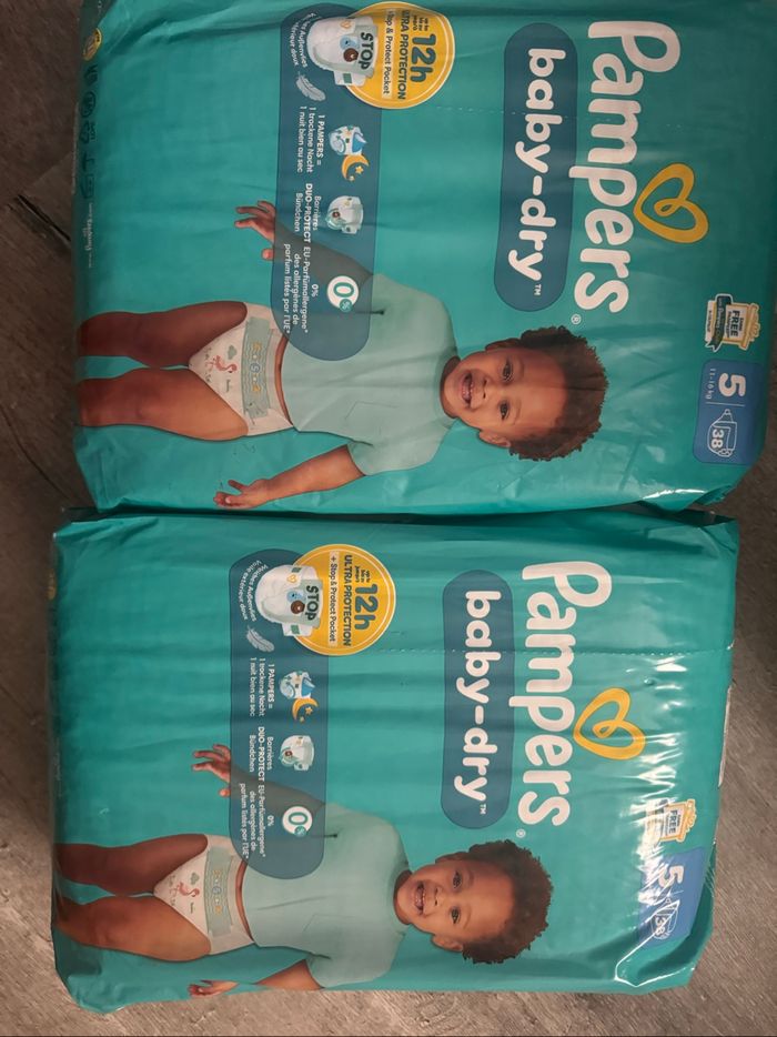 Couche Pampers t5