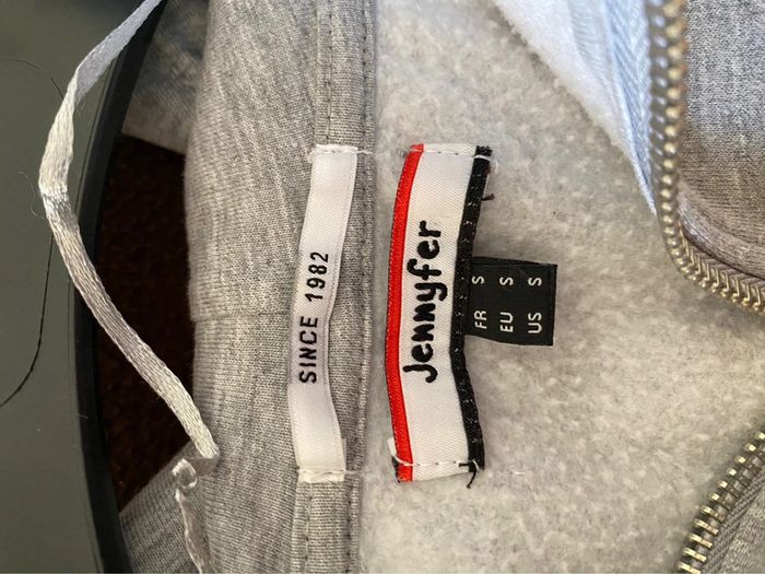 Sweat-shirt à capuche - photo numéro 4