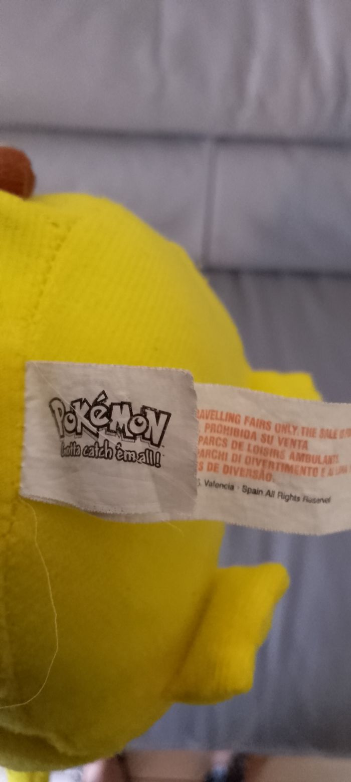 Peluche pikachu vintage collector 1995 nintendo play by play . 19 CMS Très bon état . - photo numéro 4