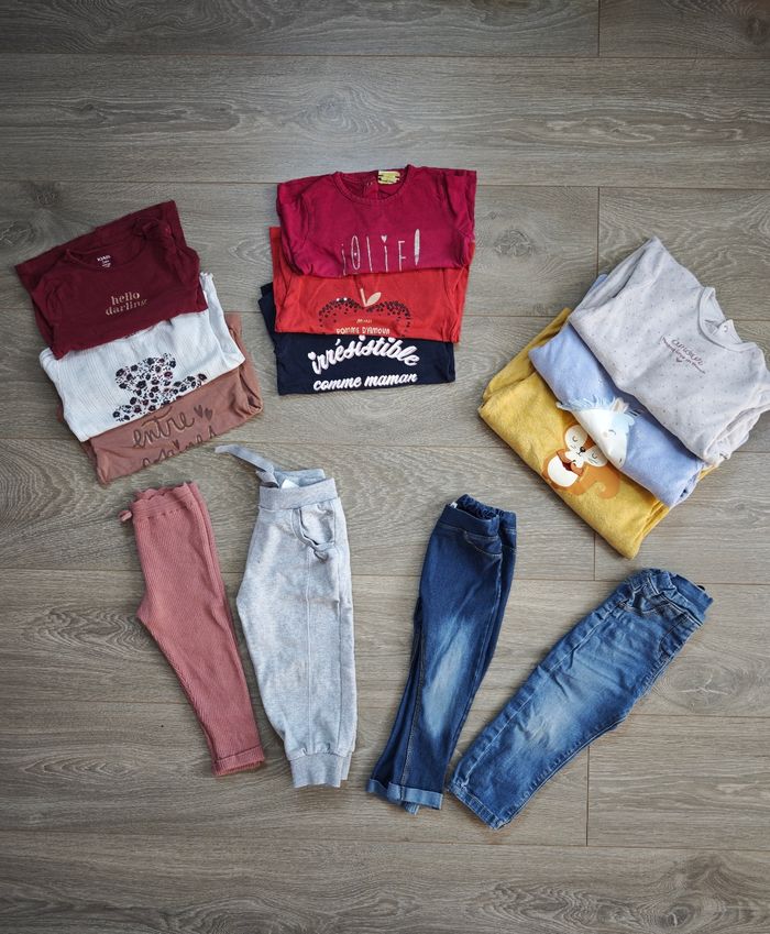 Lot vêtements fille 24 mois