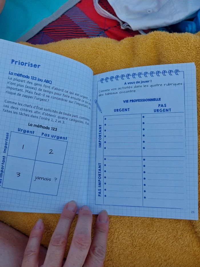 Livre "j'apprends à gérer mon temos" cahier de poche - photo numéro 2