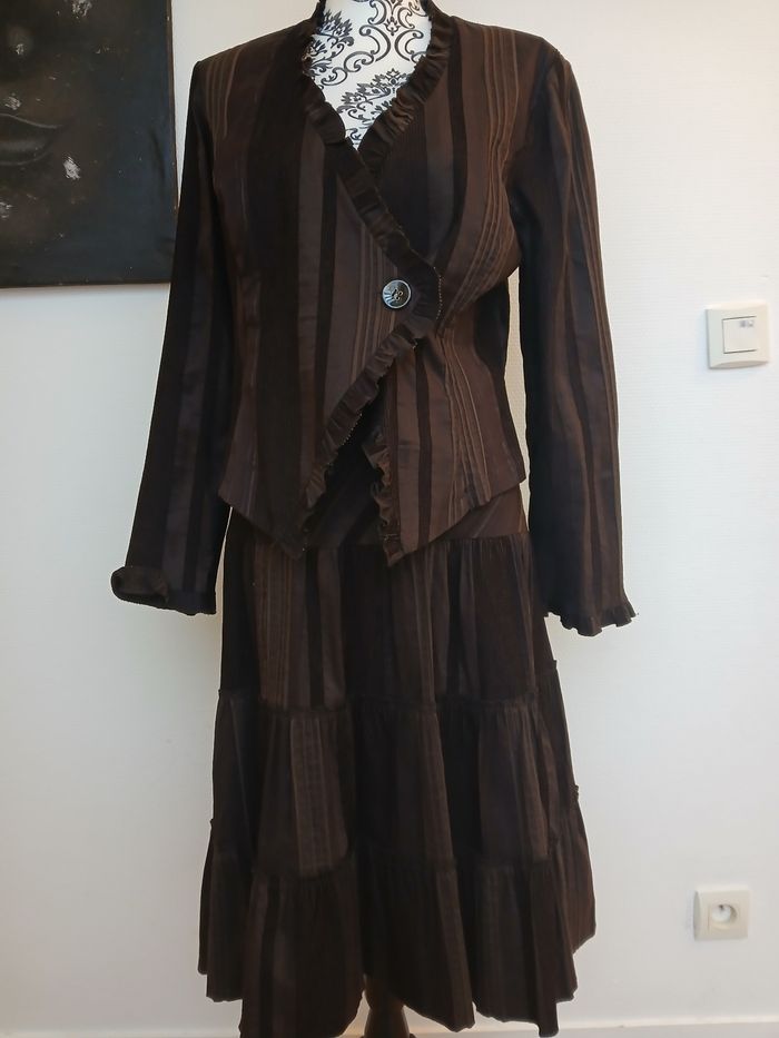 Ensemble tailleur 123 marron chocolat T.44