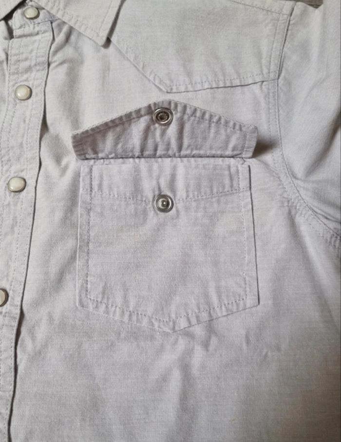 Chemise à manches longues T. 10 ans - photo numéro 4