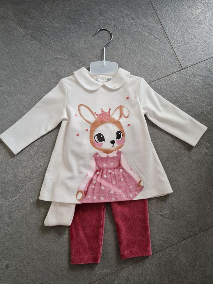 Ensemble 6 mois neuf