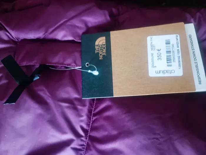 Doudoune the North face taille S neuve - photo numéro 2